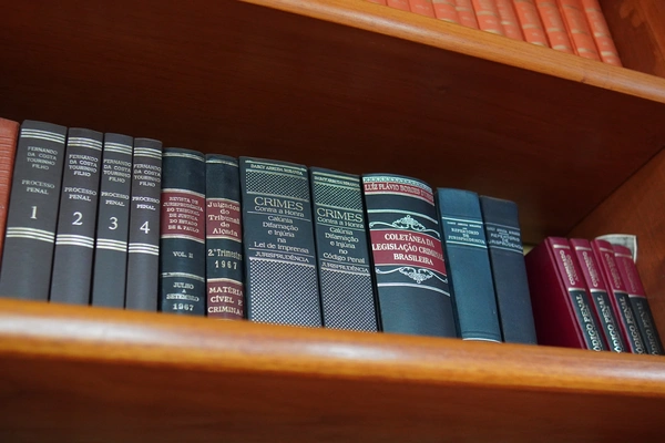 Produção jurídica e pesquisa contínua